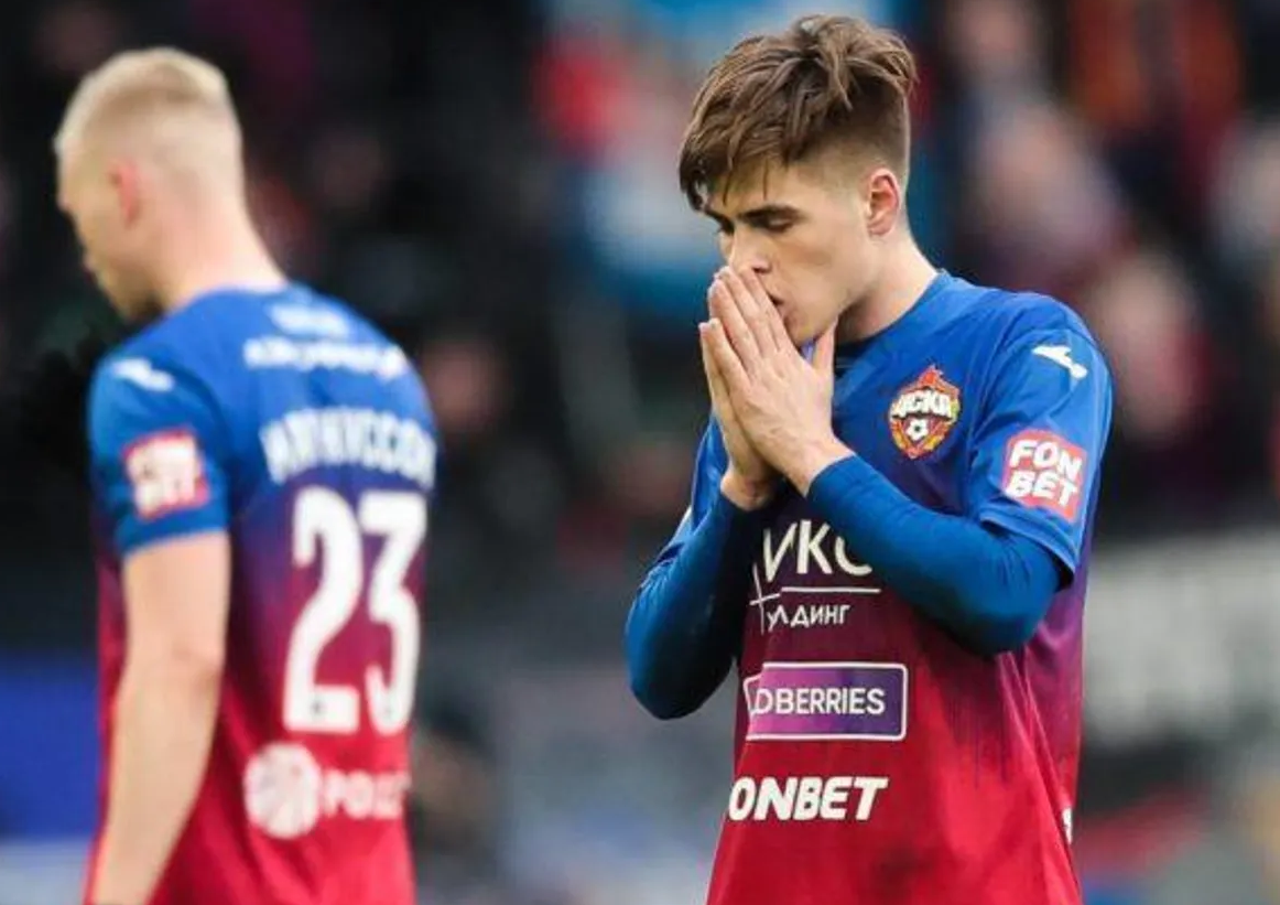 Debyut v osnovnom sostave CSKA