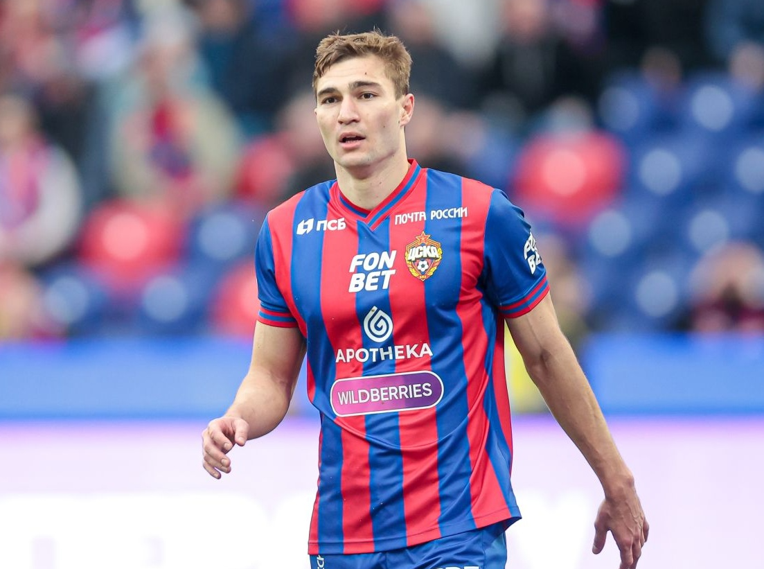 Rannie gody i pervye shagi v futbole